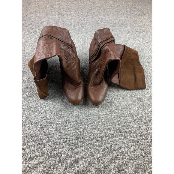 Miu Miu Women's 37.5 Brown Leather Knee High Boots‎ - Picture 3 of 10